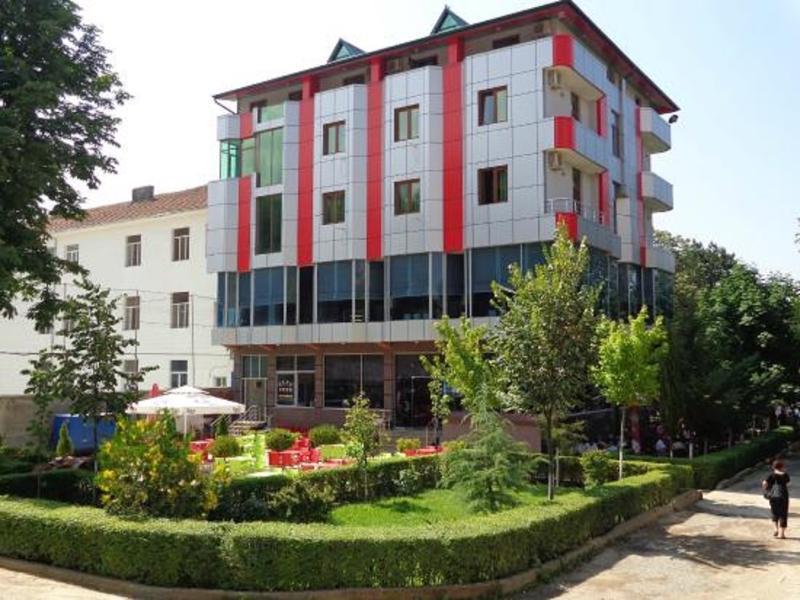Hotel Piazza Peshkopi 外观 照片